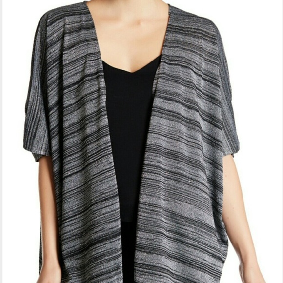 🏷️ NWT Steve Madden Metallic Sheen Knit Wra - Picture 3 of 5